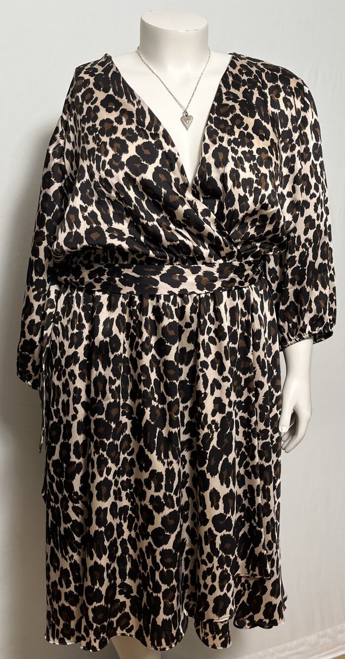 Lane Bryant 26 EUC Leopard Faux Wrap Dress Belted Silky Feel
